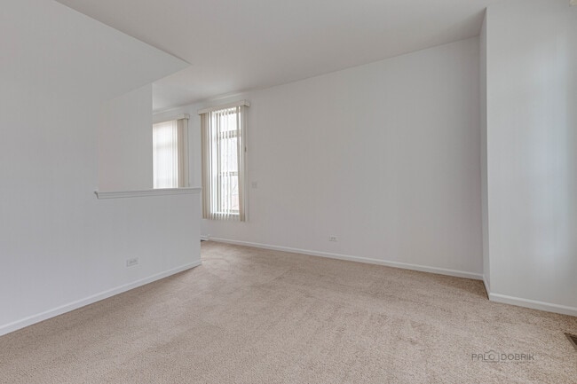 Building Photo - 726 Keystone Ln