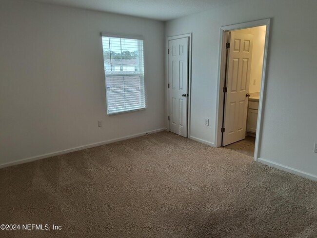 Building Photo - 3999 Bay Hawk Ct