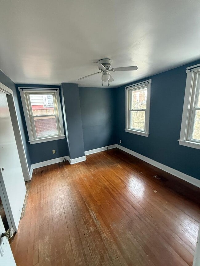 Building Photo - Newly Renovated 3BD 1BA house in Mt. Washington!