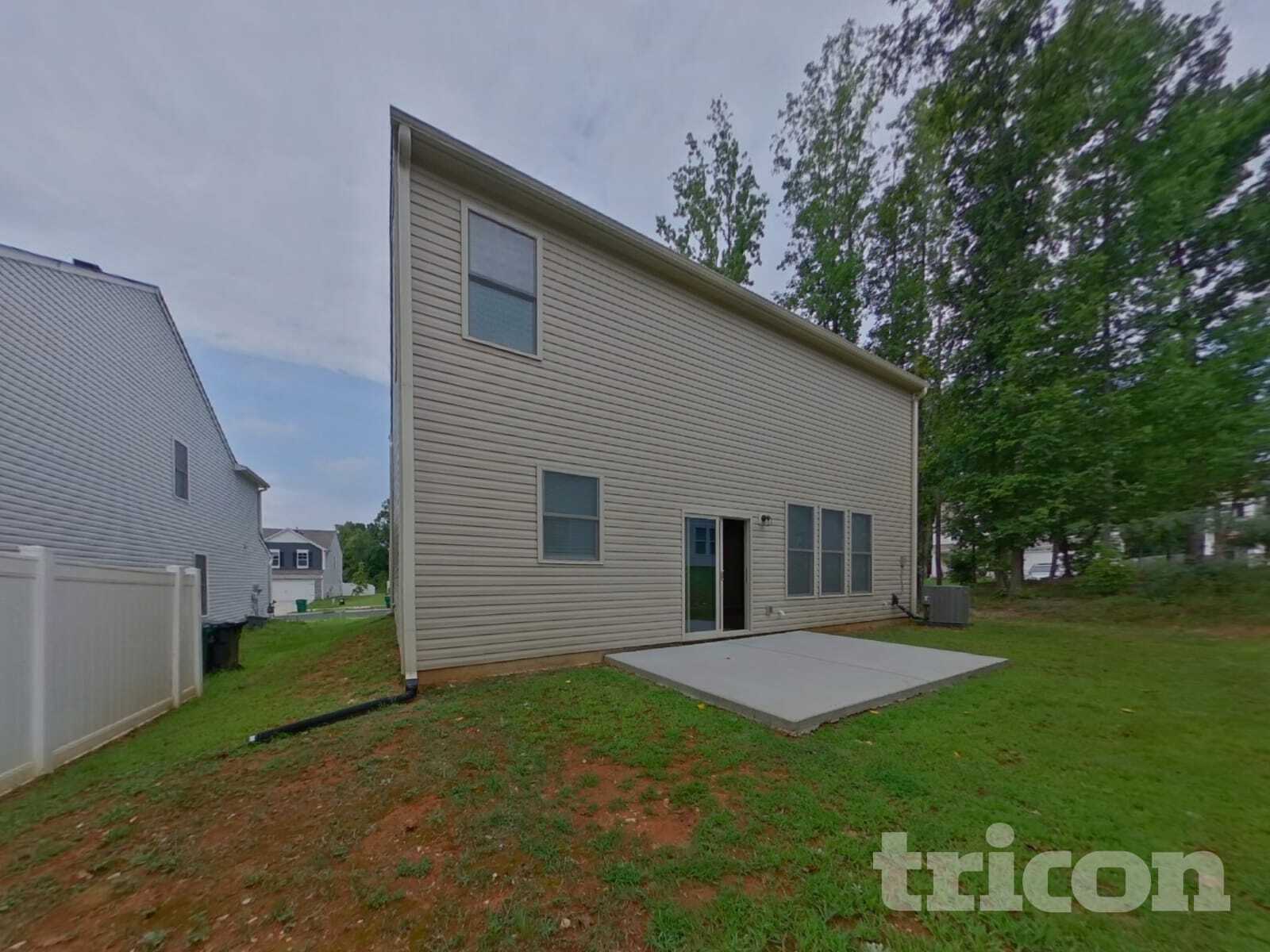 Building Photo - 710 Anglin Forest Way