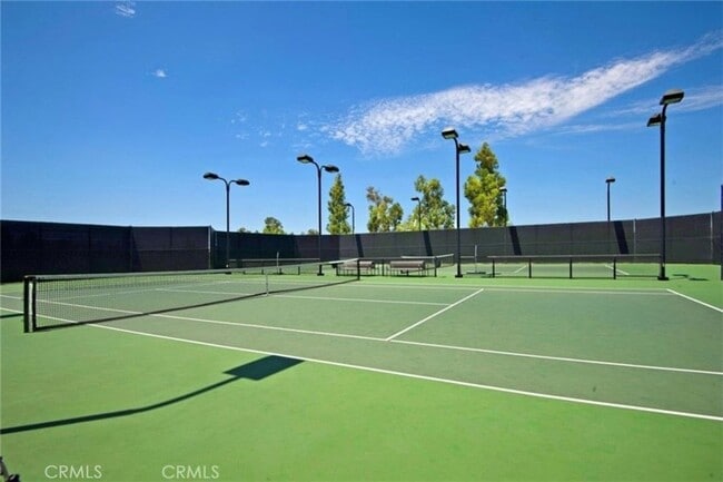 Building Photo - 119 Della