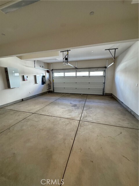 Building Photo - 26876 Rugged Rdg Ln