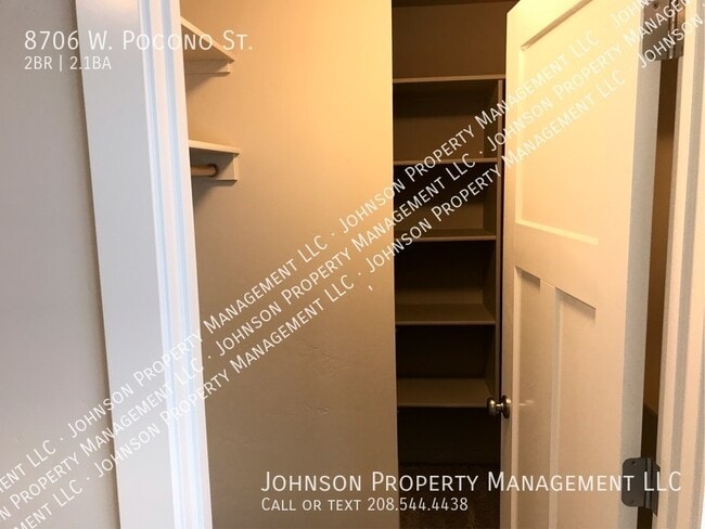 Building Photo - 8706 W Pocono St