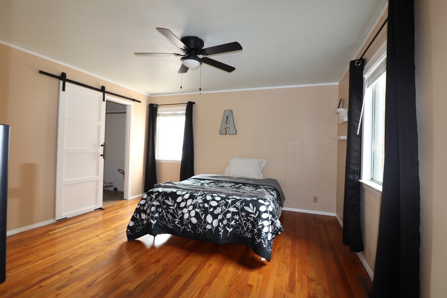 Bedroom - 8227 Santa Fe Dr