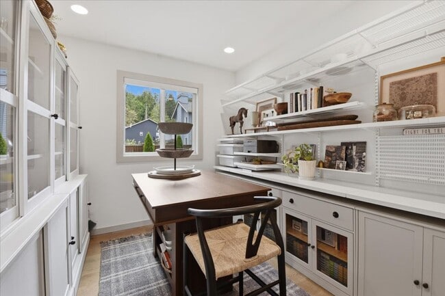 Building Photo - 4bd/2.5ba Carnation Home