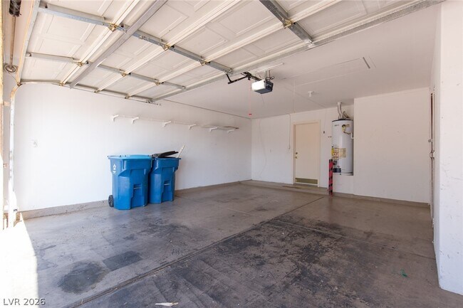 Building Photo - 7900 White Grass Ave