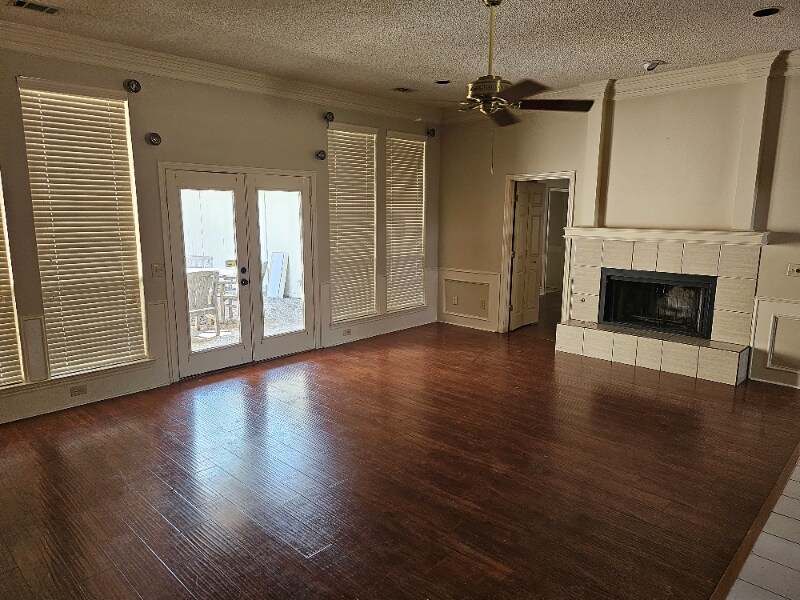 Building Photo - 2712 Powderhorn Dr