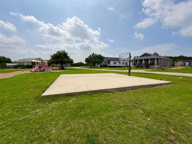 Building Photo - 289 Heatherwood Dr
