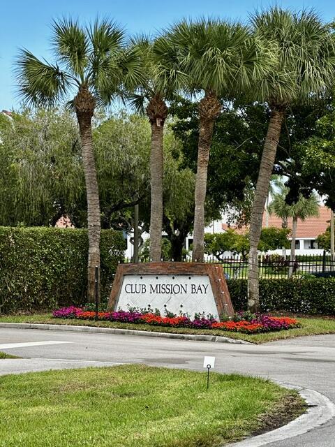 Primary Photo - 11086 Baybreeze Way