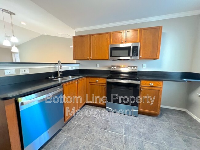 Building Photo - 10957 Dry Stone Dr