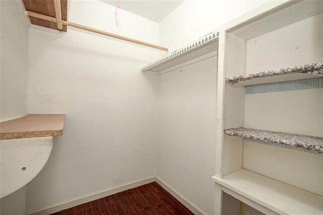 Building Photo - 11427 Newbrook Dr