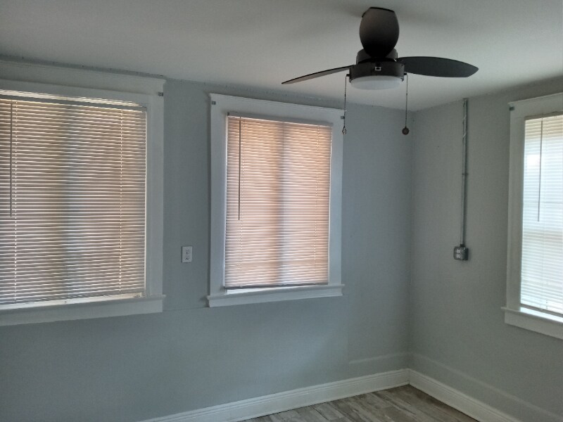 Building Photo - 3343 Esplanade Ave