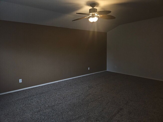 Building Photo - 3 Bedroom in Wildhorse Subdivision