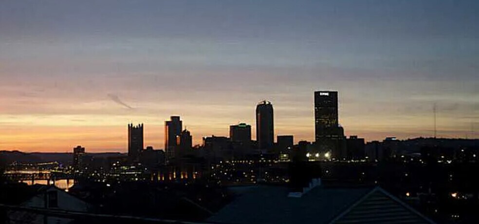 2 St. Leo Night View - 2 Saint Leo St