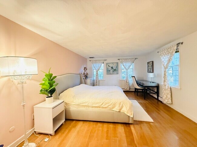 Building Photo - 37 Wildon Rd