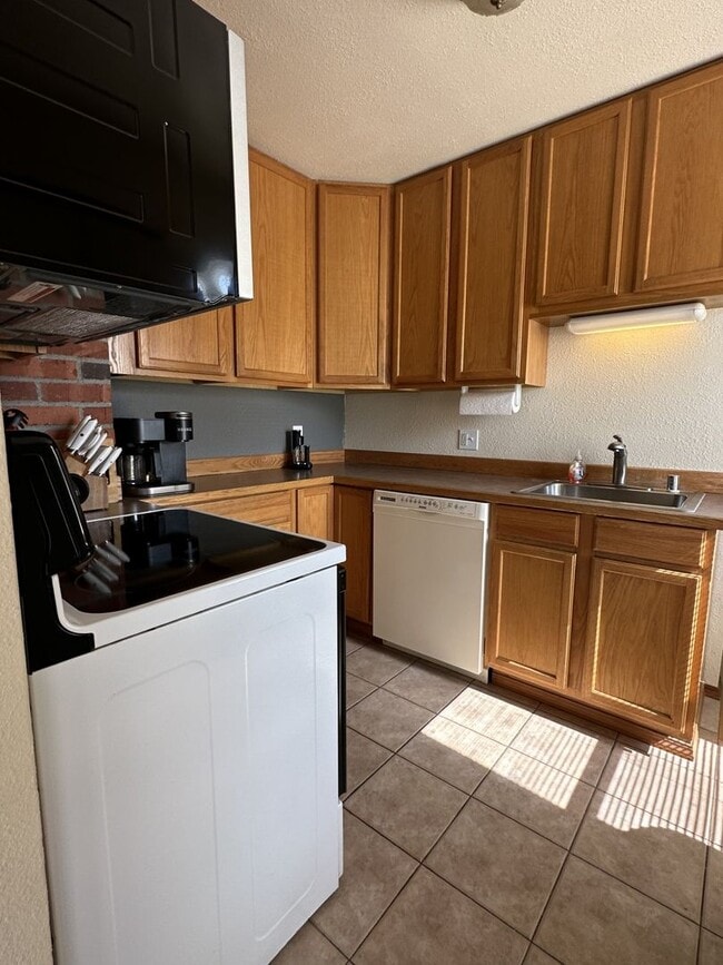 Building Photo - RIchland Duplex for Lease