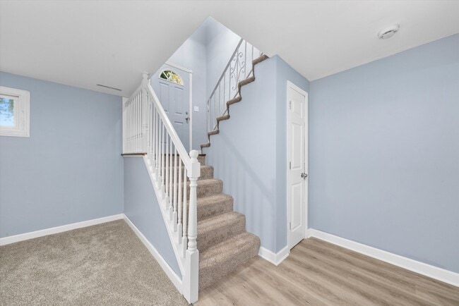 Building Photo - 1331 Highland Ave