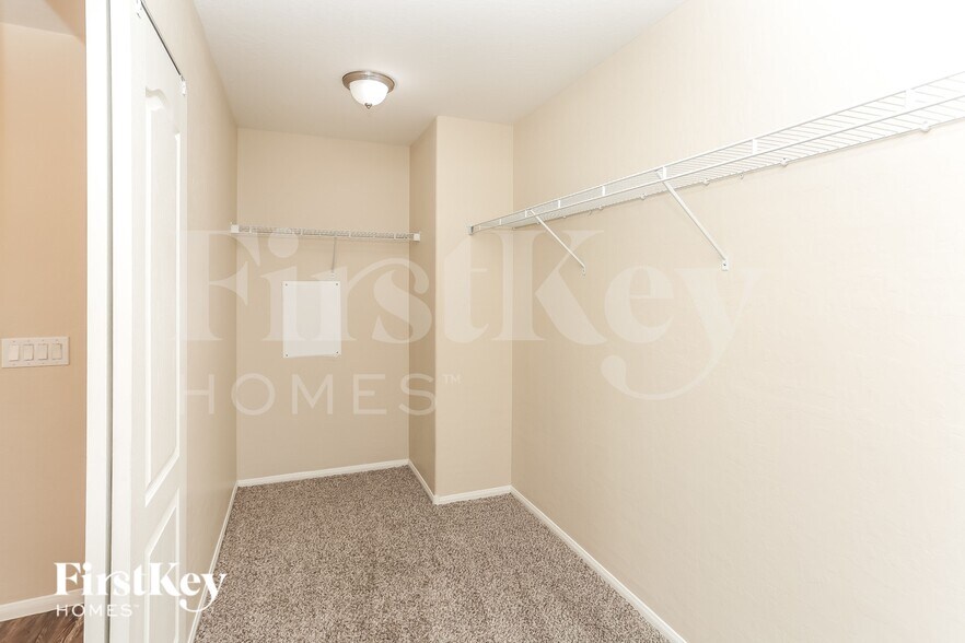 Building Photo - 4813 N Bride St