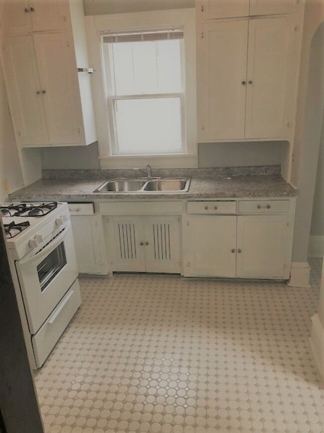 Primary Photo - 3-Bed, 1-Bath Como House