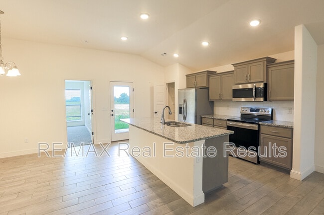 Building Photo - 501 NW 59th Ave