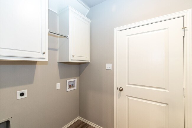 Building Photo - 1220 Preston Trails