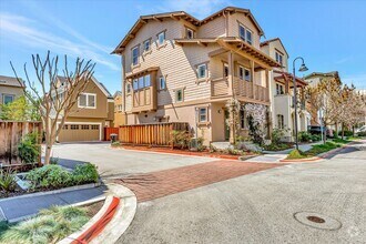 Building Photo - WOW! GREAT HOME! Mountain View!