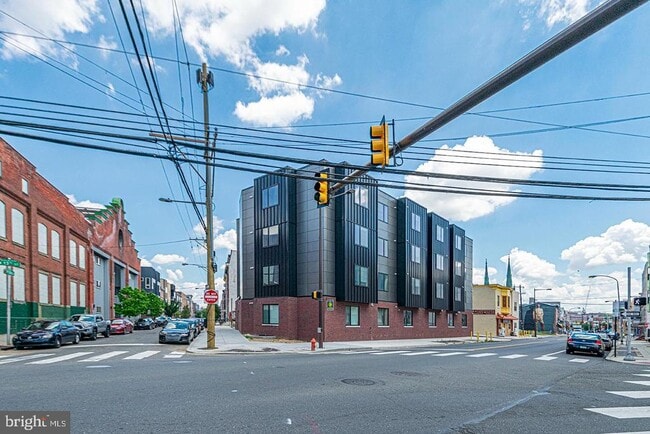 Building Photo - 1245 Ridge Ave