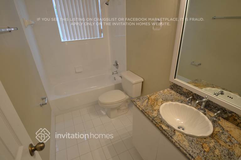 Building Photo - 16449 SW 95th St