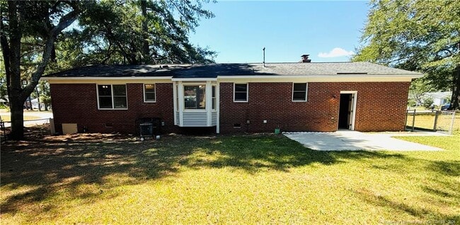 Building Photo - 6673 Vaughn Rd