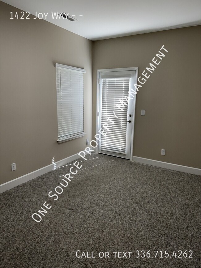 Building Photo - 1422 Joy Wy