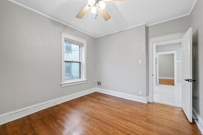 Building Photo - 1514-1518-1518 McCausland Ave