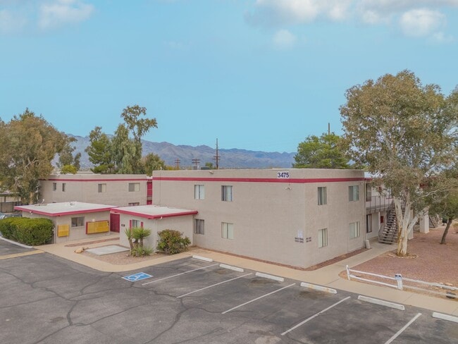 Building Photo - Fort Lowell Place Apartments