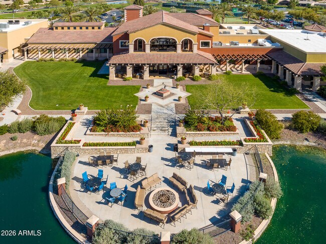 Building Photo - 42826 W Darter Dr