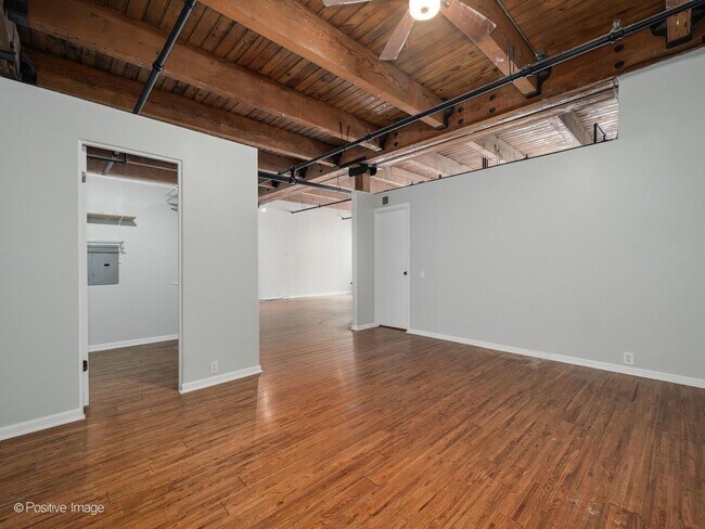 Building Photo - 540 N Lake Shore Dr