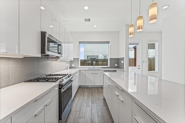 Building Photo - 5418 Robusto Pl