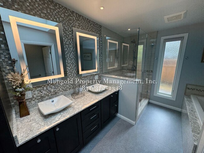Building Photo - Stylish 2-Bed, 2-Bath Corner Lot Home with Modern Design and Spacious Outdoor Areas