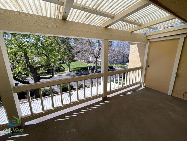 Building Photo - $2,695 - 2 Bed/2 Bath Retirement Resort Li...