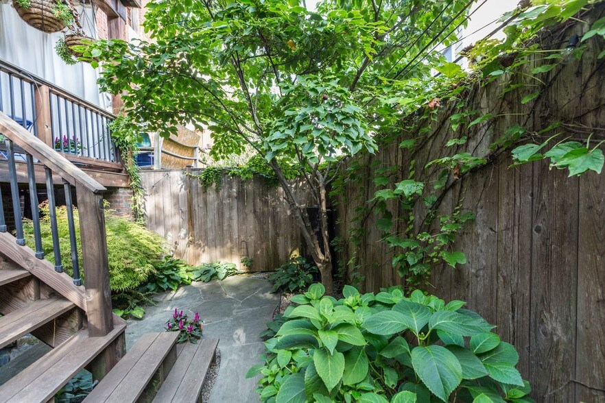 Back garden. - 166 Bryant St NW