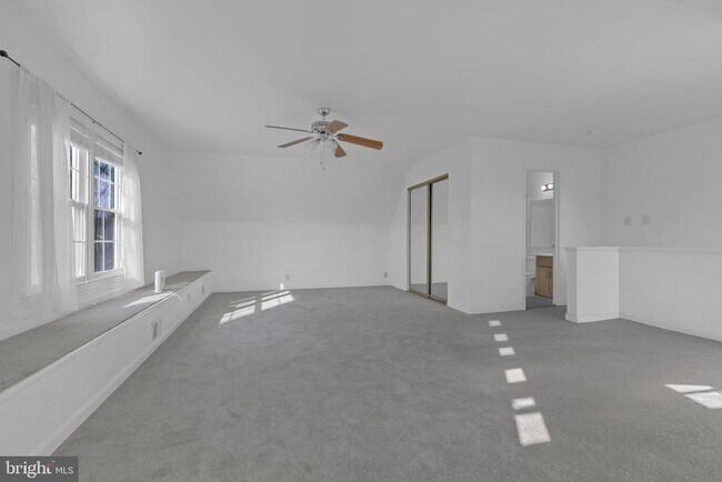 Building Photo - 5617 6th St N