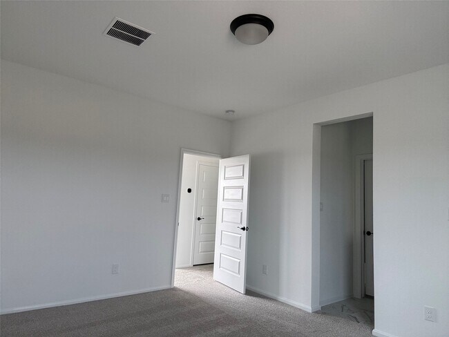 Building Photo - 26718 Concord Dawn Dr