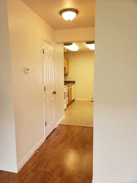 Building Photo - 7331 Meadow St