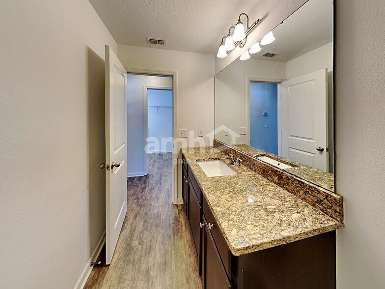 Building Photo - 4761 Osprey Way