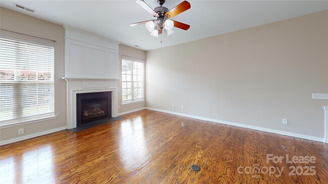 Building Photo - 9007 Bishop Crest Ln