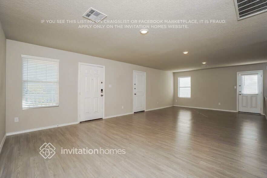 Building Photo - 118 Pasadena Pl
