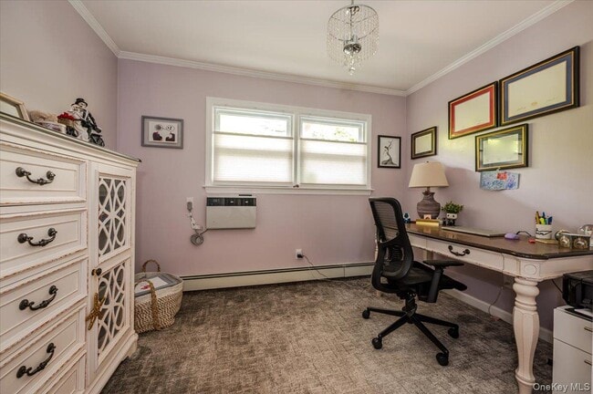 Building Photo - 614 Franklin Blvd