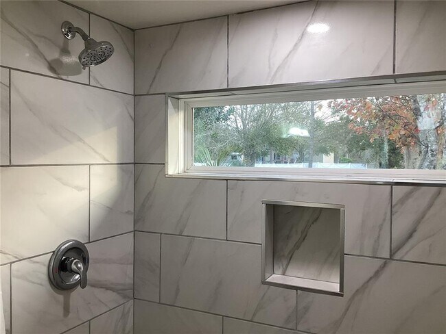 Building Photo - 9095 Salem Rd