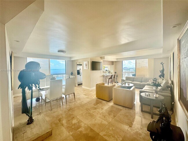 Building Photo - 2333 Brickell Ave