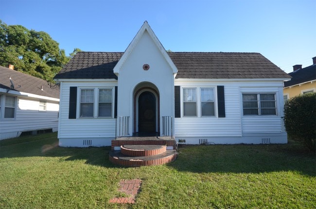 Building Photo - 1417 Monroe St