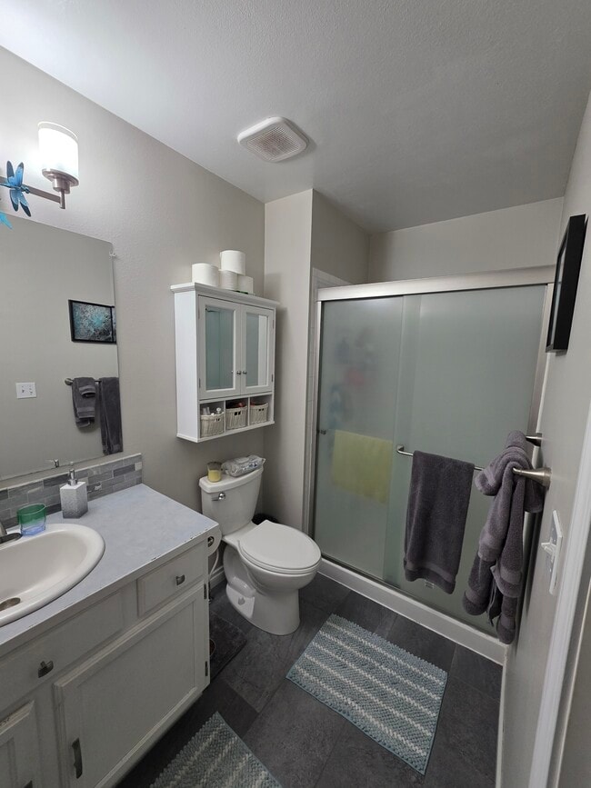 Building Photo - 4122 E 21st Ave