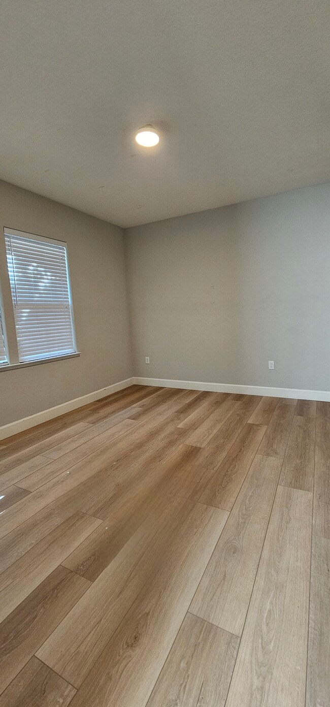 Building Photo - 3893 Fiano Cmn